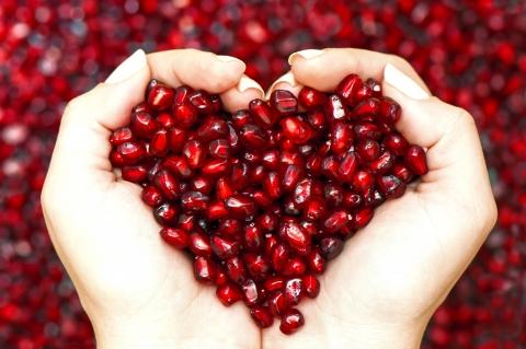 pomegranate for irregular periods